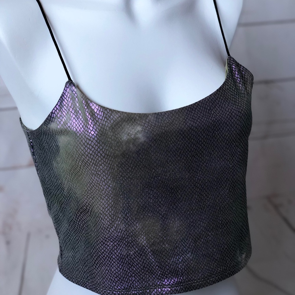 Snakeskin crop top metallic tank